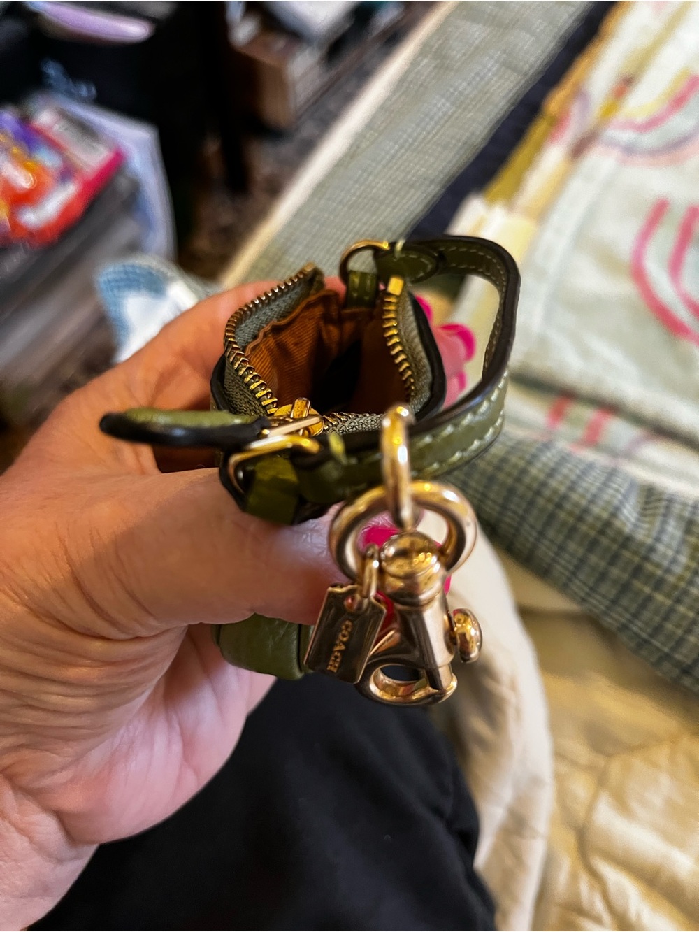 Coach Olive Pebbled Leather Green Bag Charm Vintage - Picture 13 of 15